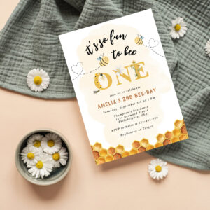 Modern Cute It?s so fun to bee one first birthday Invitation